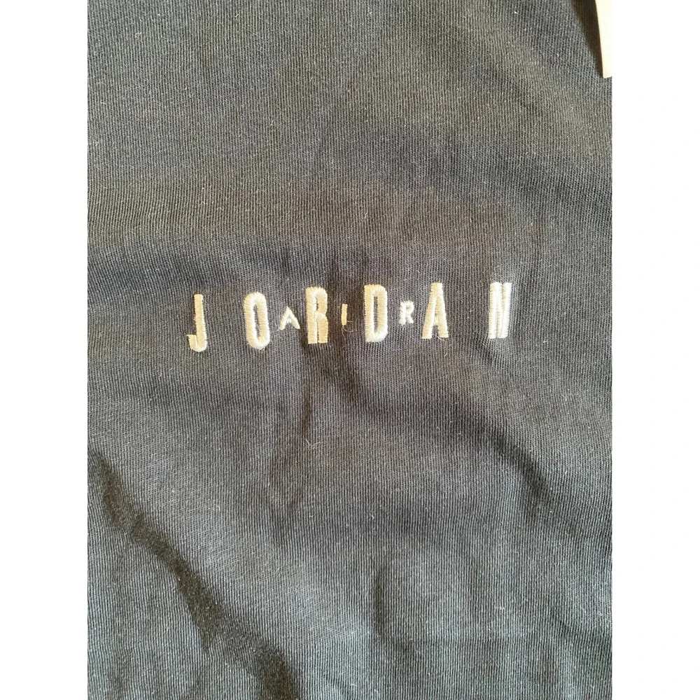 Air Jordan Mens Jumpman Embroidered Logo T-Shirt Black DM3182-010 Size M NEW